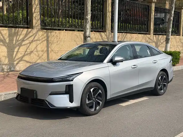 geely-galaxy galaxy-l6