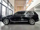 Photo 4 - BMW X7