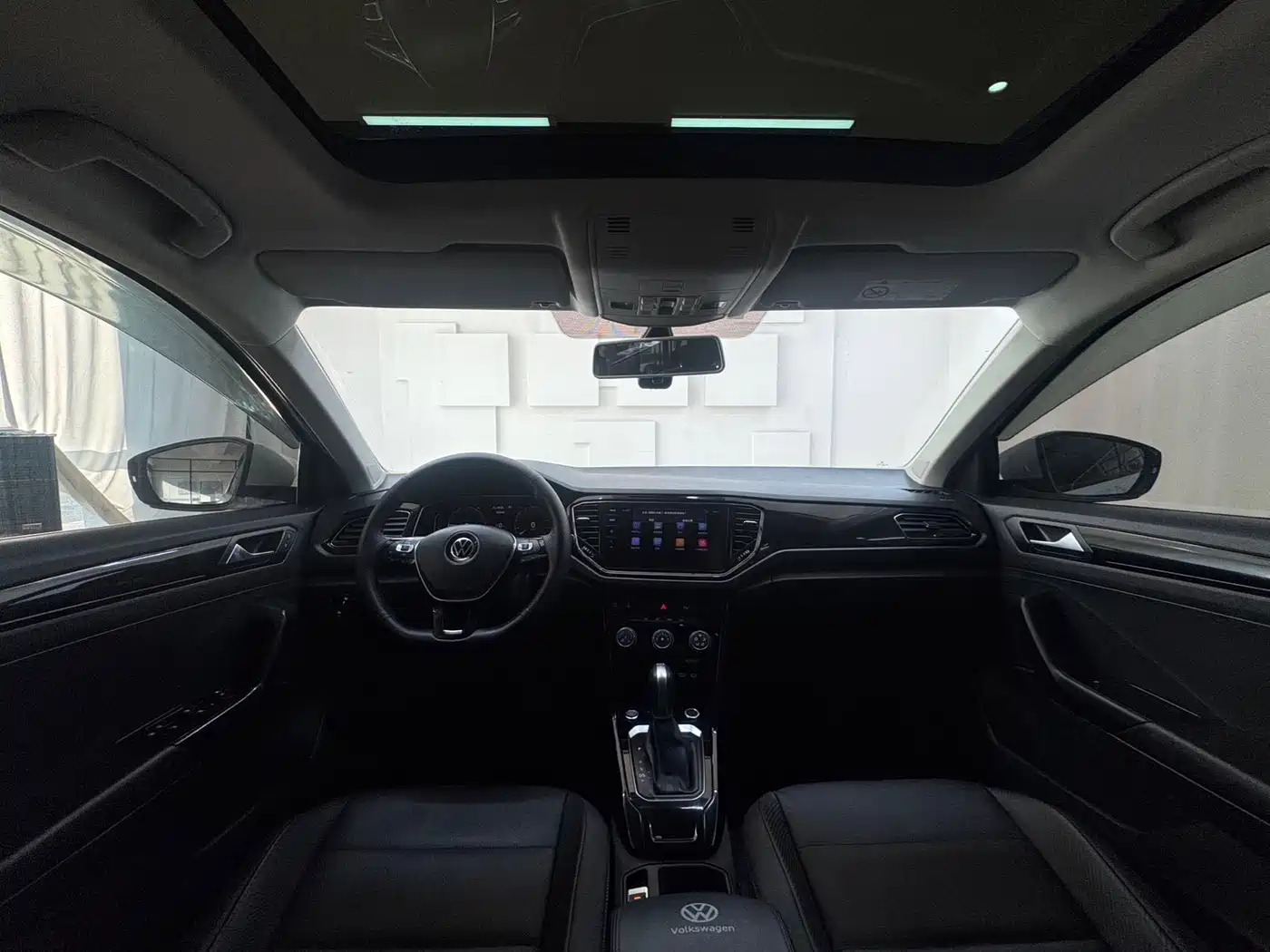 VOLKSWAGEN T ROC EXPLORING SONGS