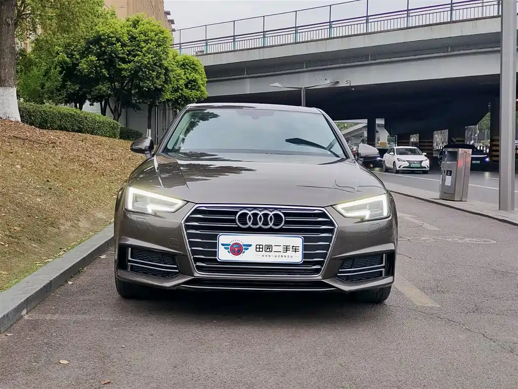 Audi A4L 2019 40 TFSI Progressive (China VI) фото 2