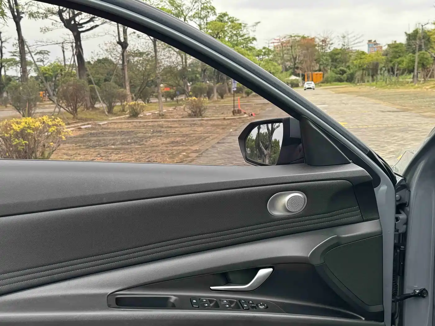 Hyundai Elantra 2021 240TGDi DCT GLX Elite фото 25