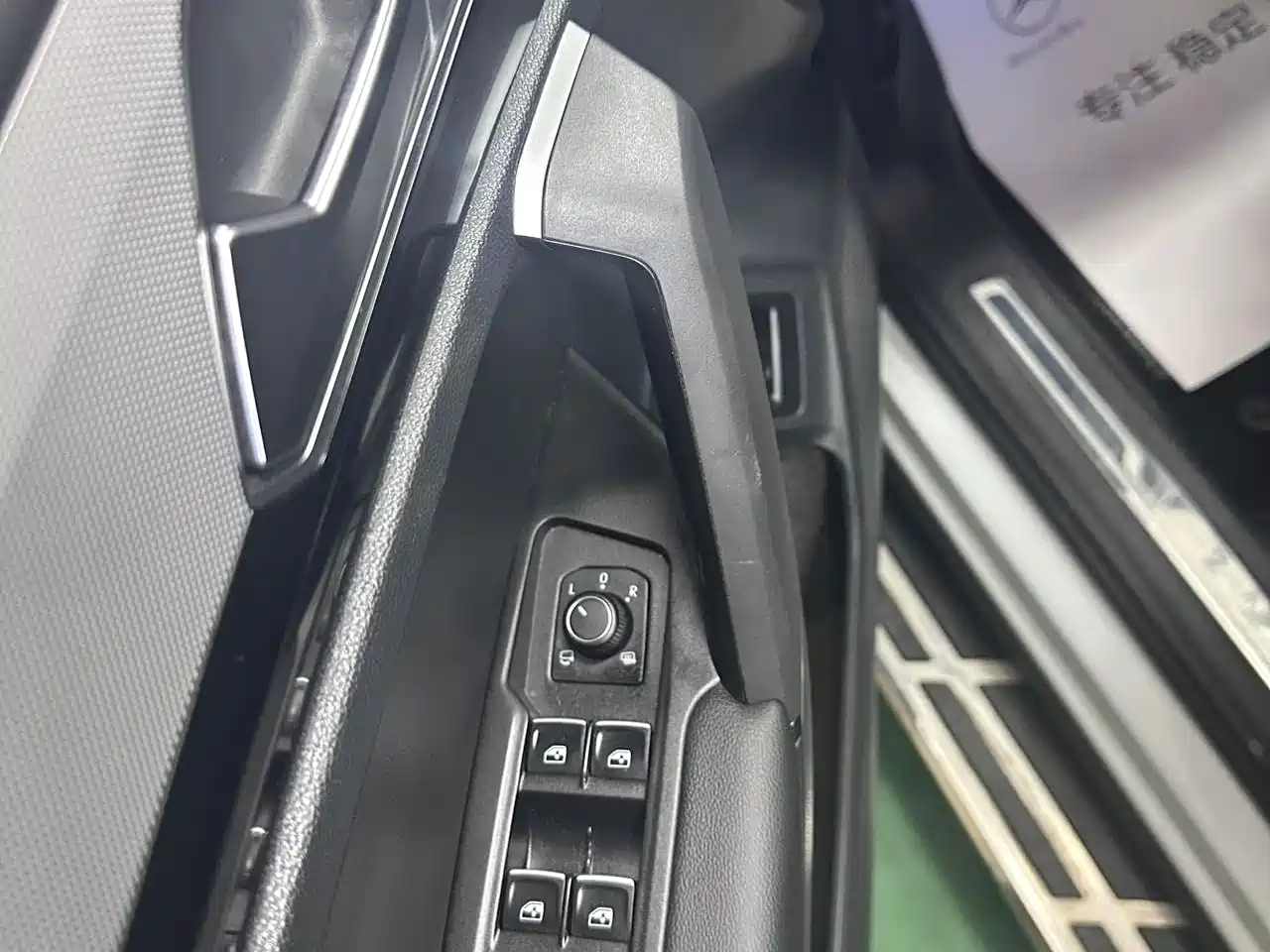 Volkswagen Tayron 2022 280TSI 2WD Luxury Smart Connect Edition фото 13