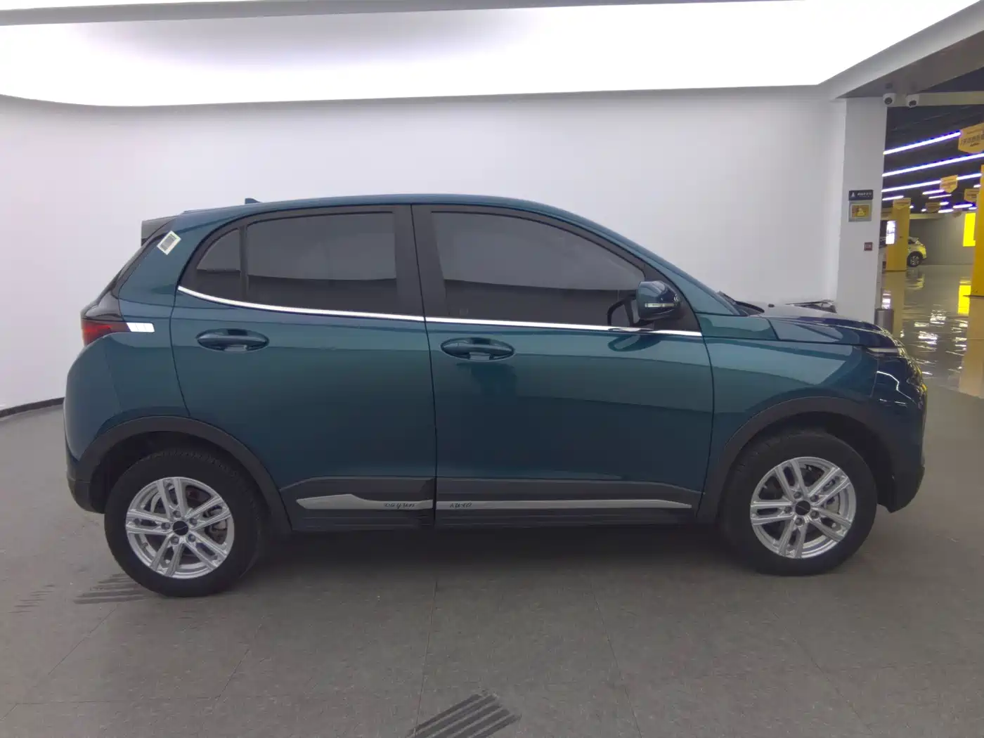 Dayun Yuehu 2022 2022 30.66kWh 2WD Standard Edition