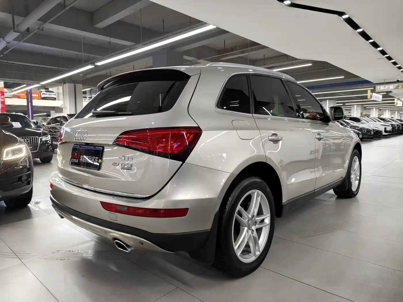 Audi Q5 2017 40 TFSI Technology фото 12