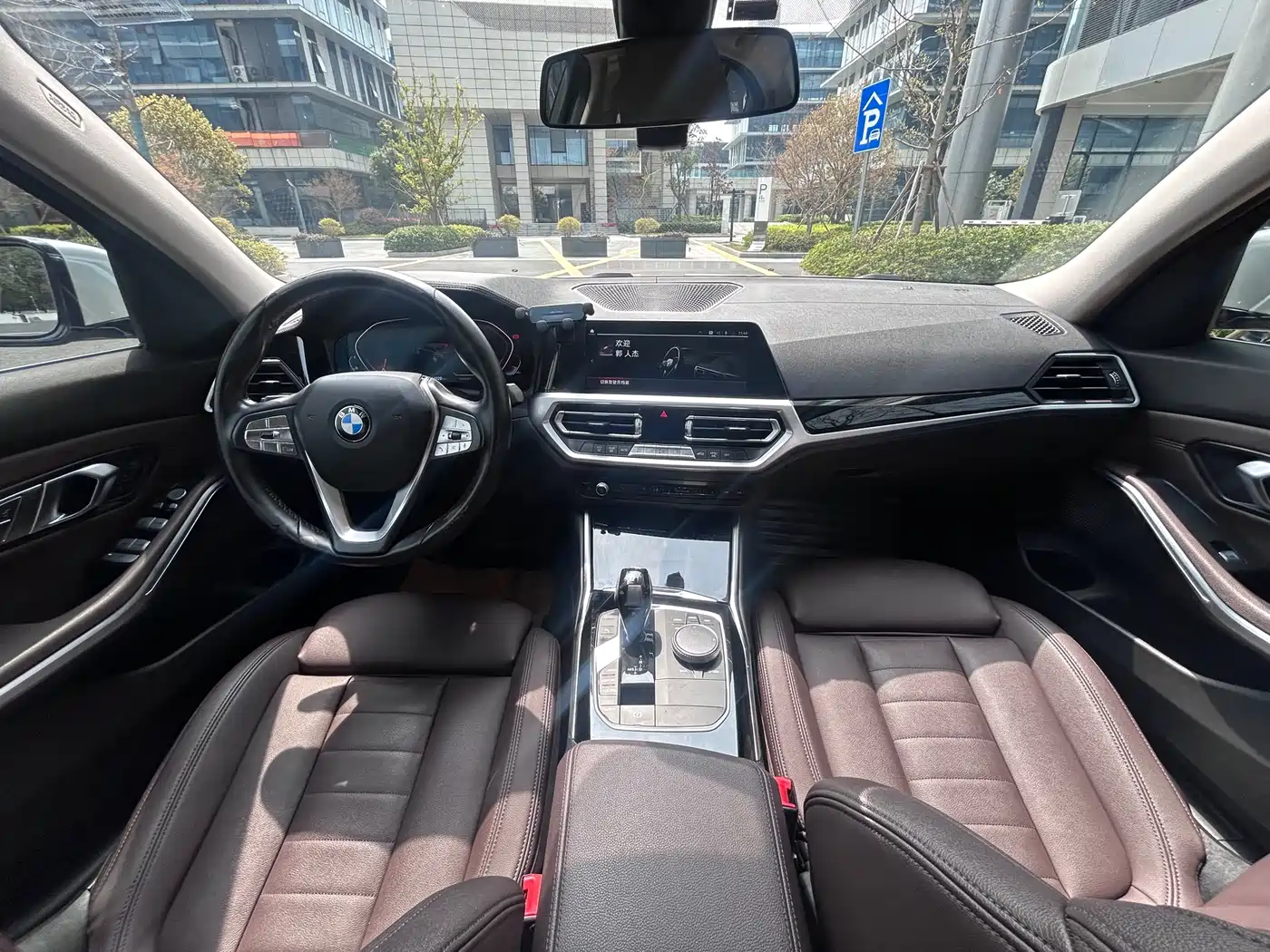 BMW 3 Series 2020 325Li Launch Edition фото 17