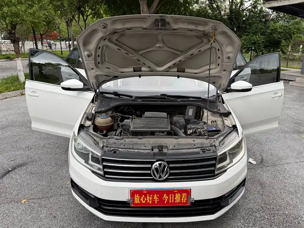 Volkswagen Santana 2017 Gran Santana 1.6L Auto Luxury фото 25
