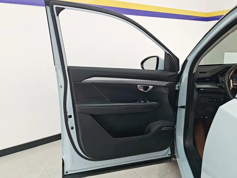 Wuling Motors Wuling Xingchen 2023 2022 2.0L DHT Electric Speed Edition