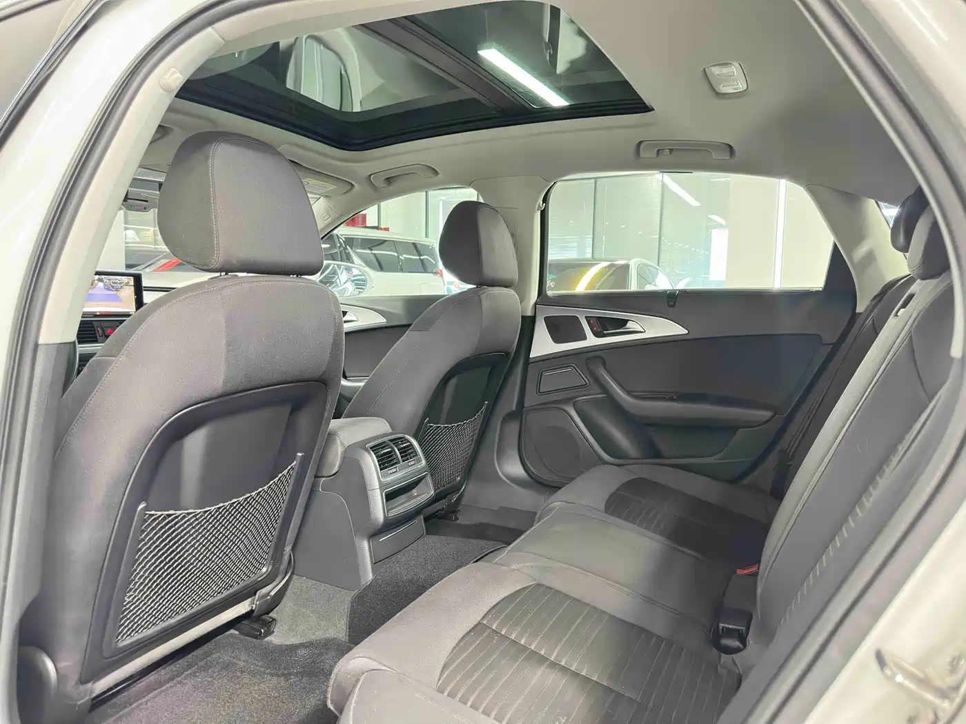 Audi A6L 2014 TFSI Standard фото 19