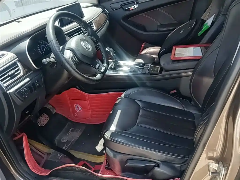 Dongfeng Fengguang Fengguang 580 2019 2018 1.5T CVT Luxury
