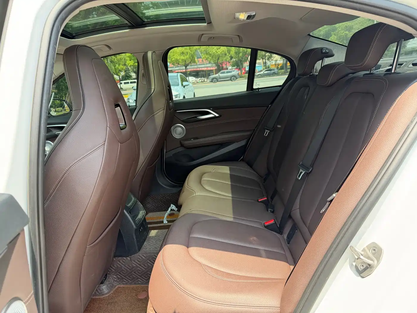 BMW 1 Series 2022 125i M Sport Shadow Edition фото 10