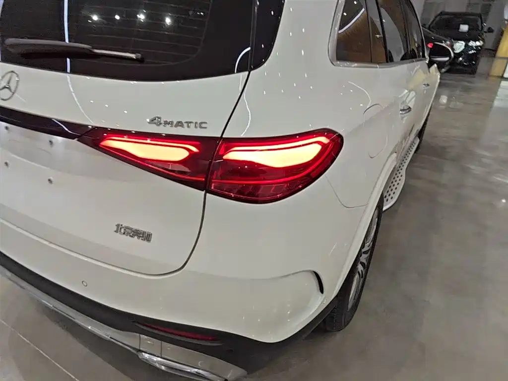 Mercedes-Benz GLC 2023 Facelift GLC 300 L 4MATIC Sport 7-Seater фото 8