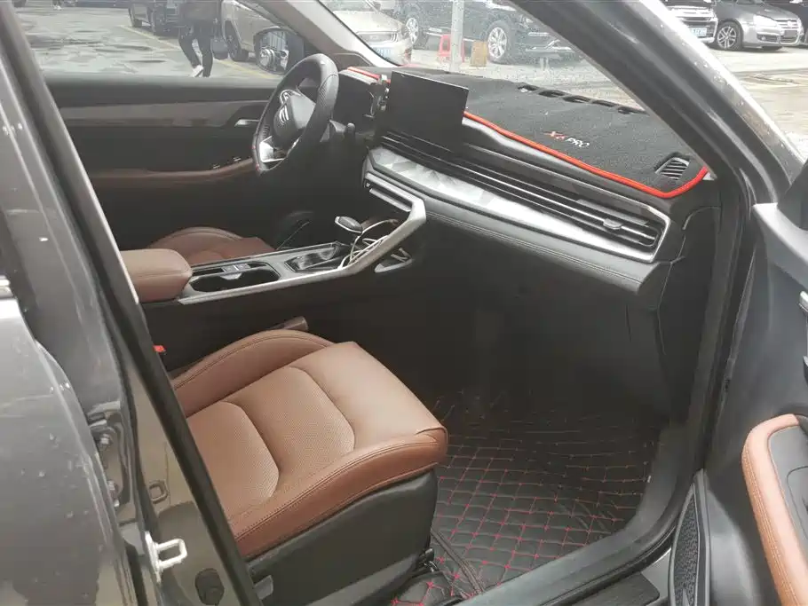 GEELY AUTOMOBILE VISION X6