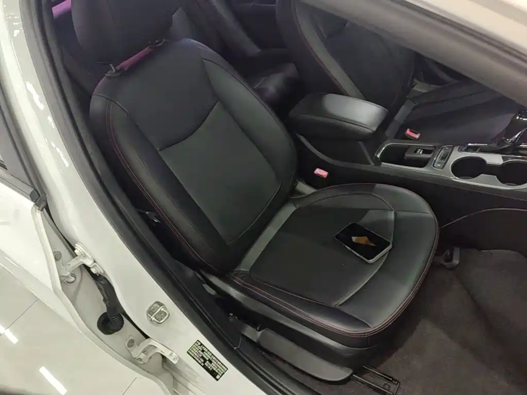 Chevrolet Cruze 2019 2018 Redline 320 Automatic Pioneer Edition