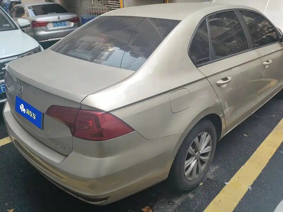 Photo 3 - Volkswagen Bora