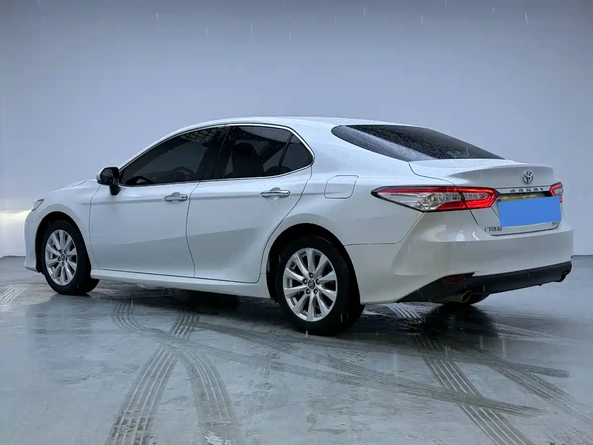 Toyota Camry 2019 2.0G Luxury (China V) фото 4