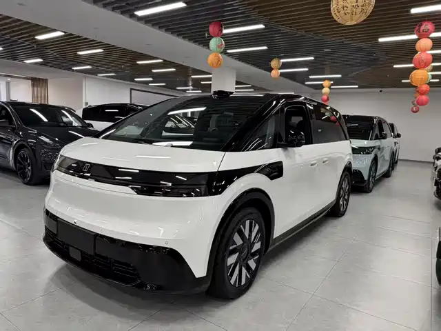  ZEEKR Zeekr MIX 2025 Smart Driving Edition