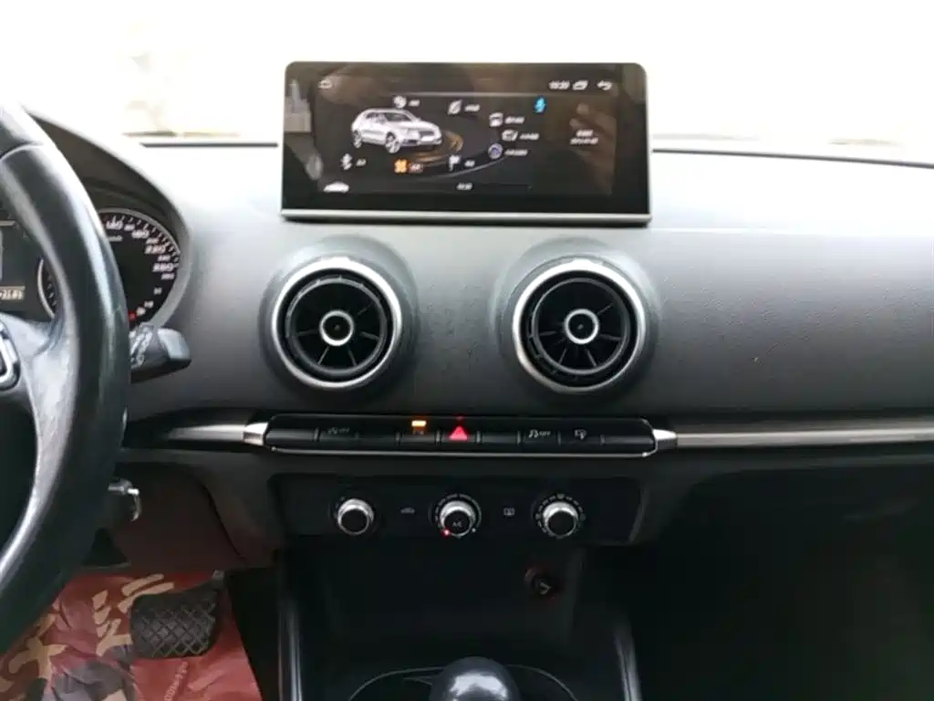 Audi A3 2016 Sportback 35 TFSI Leadership фото 13
