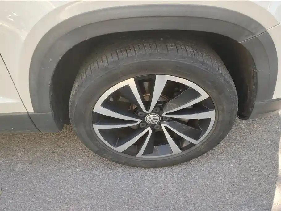 Volkswagen Tharu 2019 280TSI 2WD Luxury Edition China V фото 6