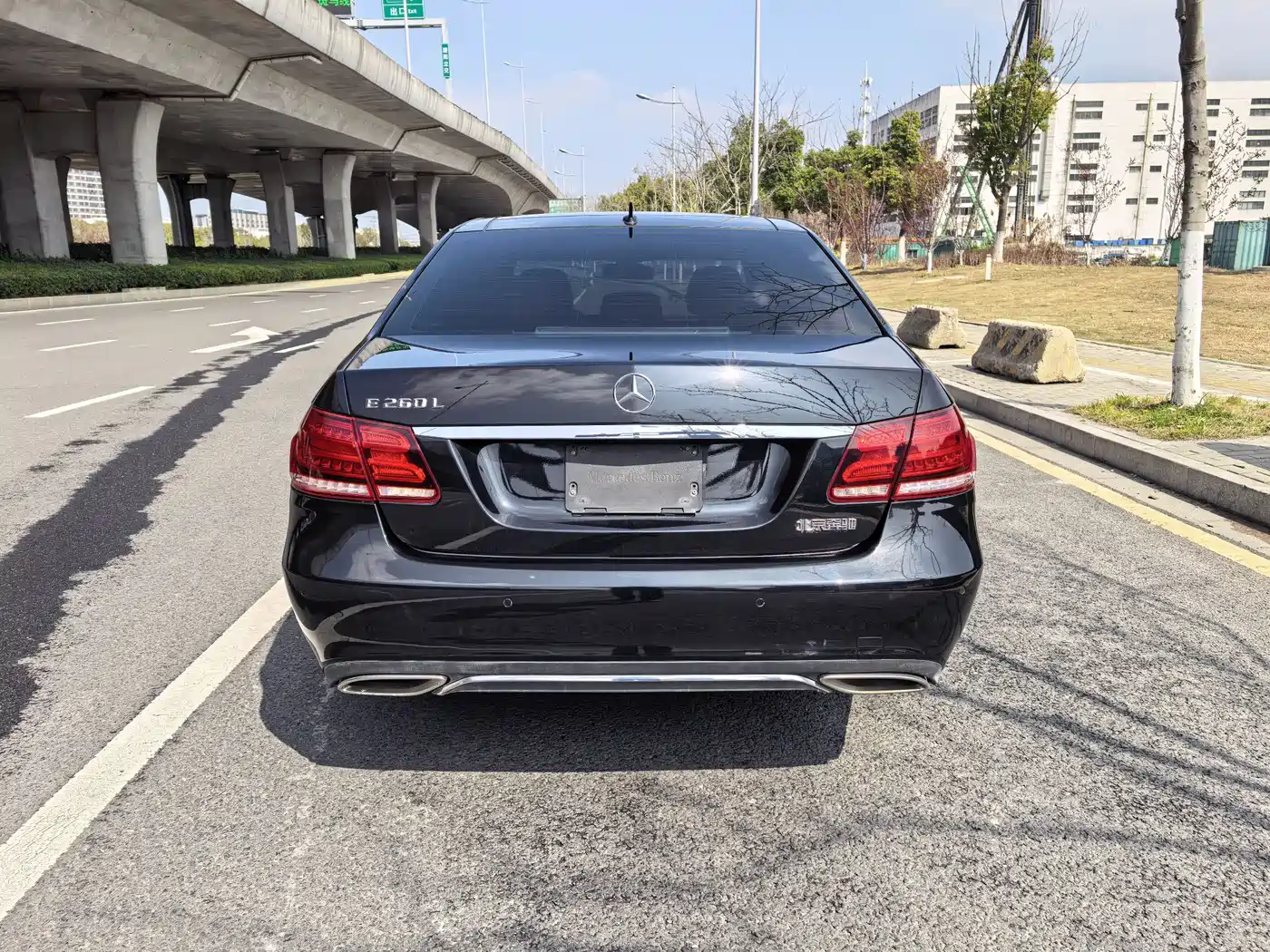 Mercedes-Benz E-Class 2015 E 200 L фото 18