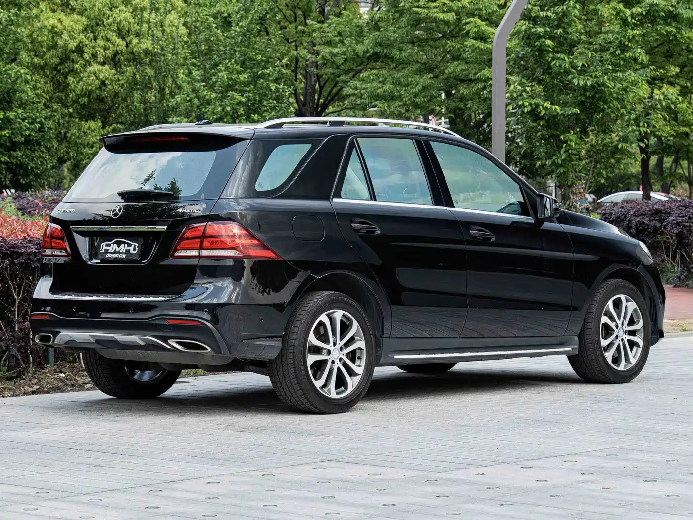 Mercedes-Benz GLE 2017 GLE 320 4MATIC Luxury фото 14