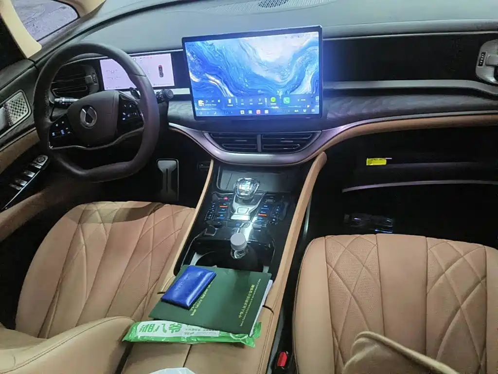 Denza D9 2026 2025 DM-i Smart Driving Edition 1020 AWD Flagship