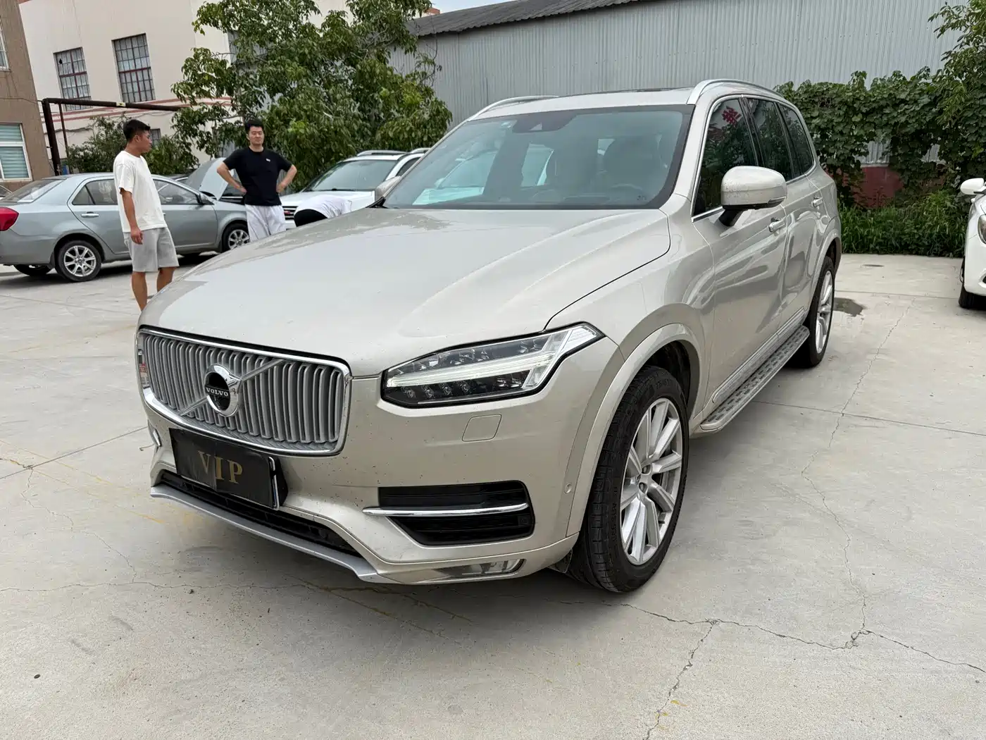 Фото 1 - Volvo XC90