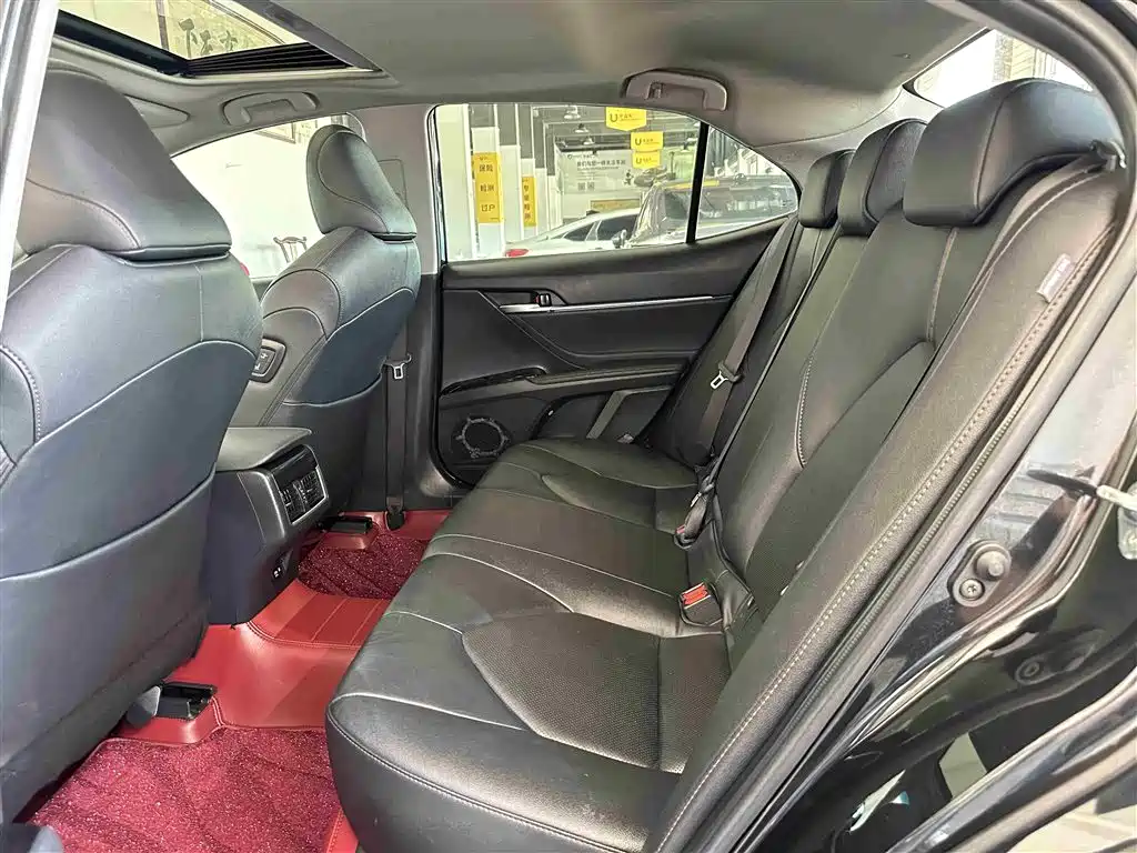 Toyota Camry 2021 2.0G Luxury Edition фото 5