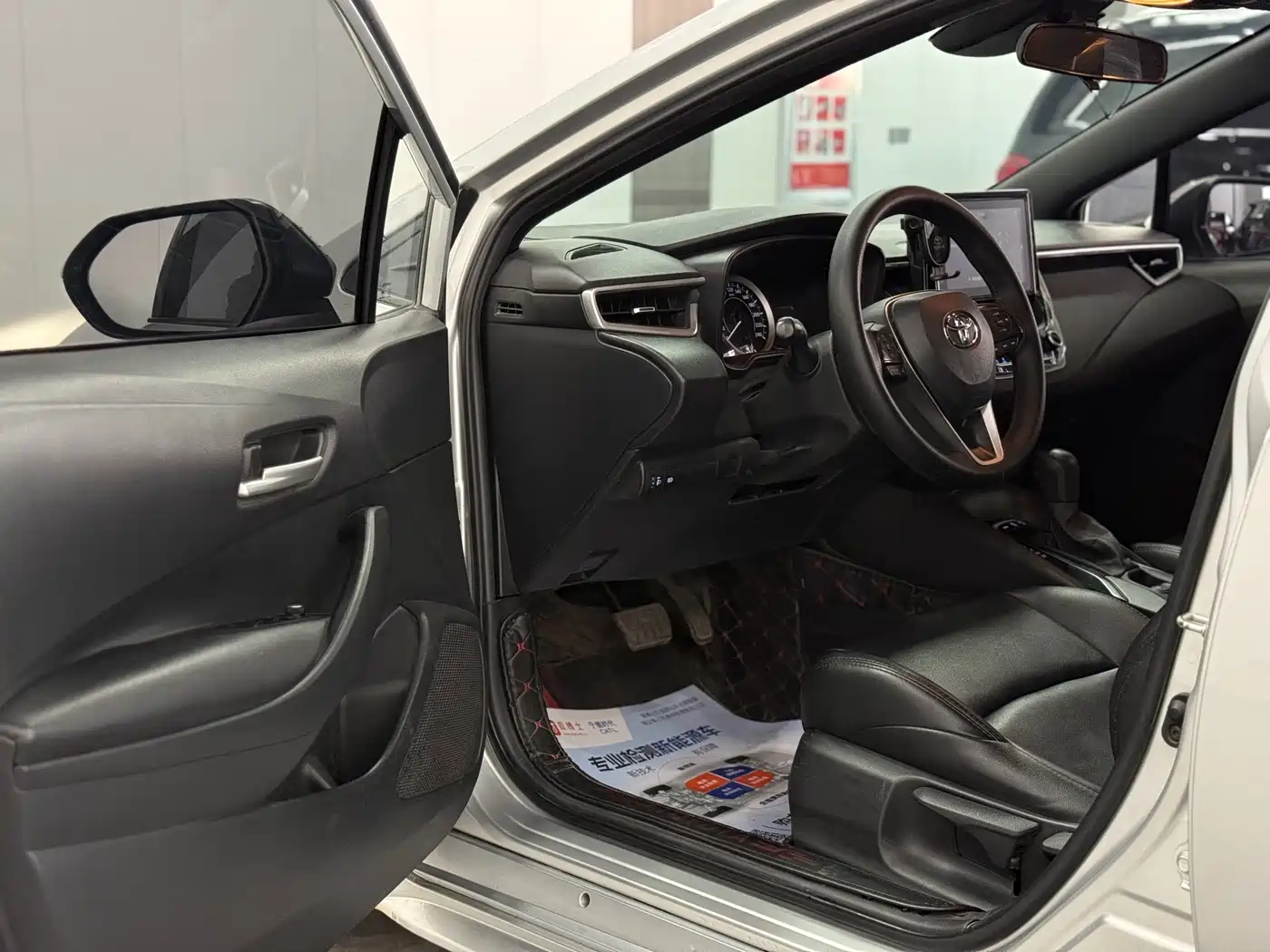 Toyota Levin 2019 185T CVT Luxury Edition China V фото 9