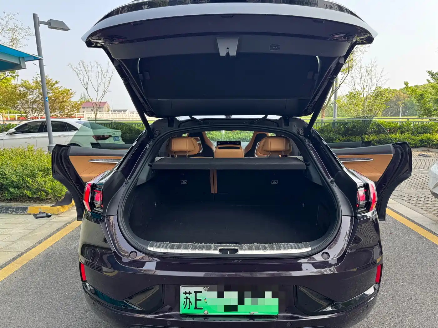 ZEEKR EXTREME KRYPTON 001