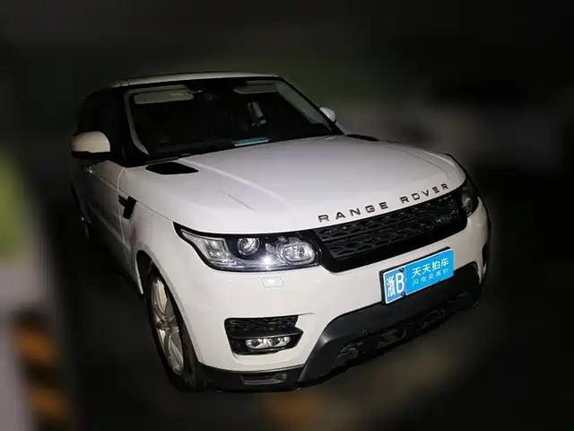 Land Rover Range Rover Sport 2017 3.0 SC V6 SE — фото 3