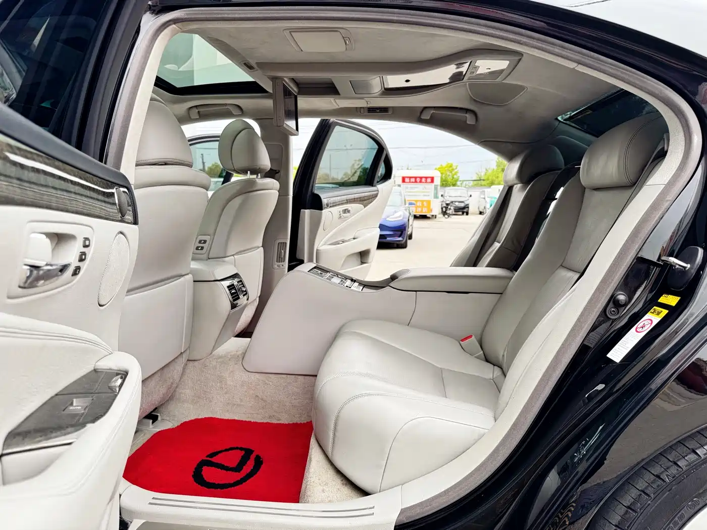 Lexus LS 2006 460L Premium Edition фото 19