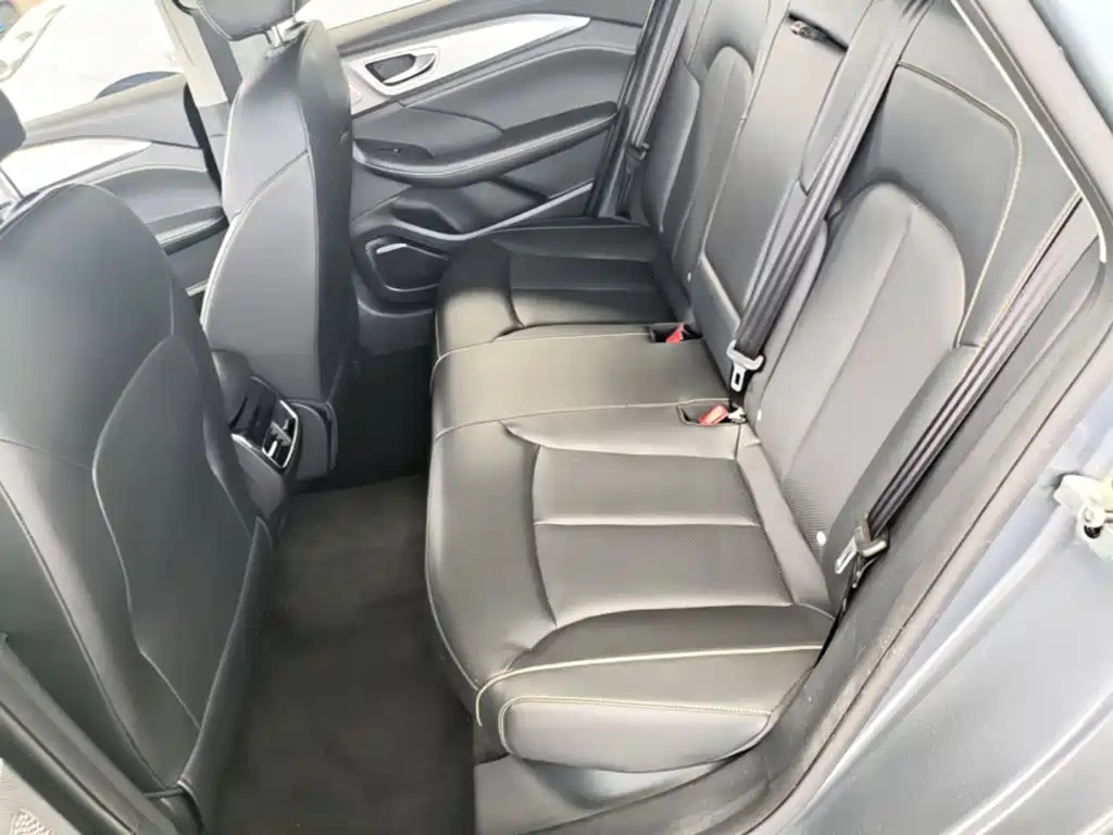 Roewe i6 MAX 2021 2020 Model 300TGI Automatic Cool & Smart Edition