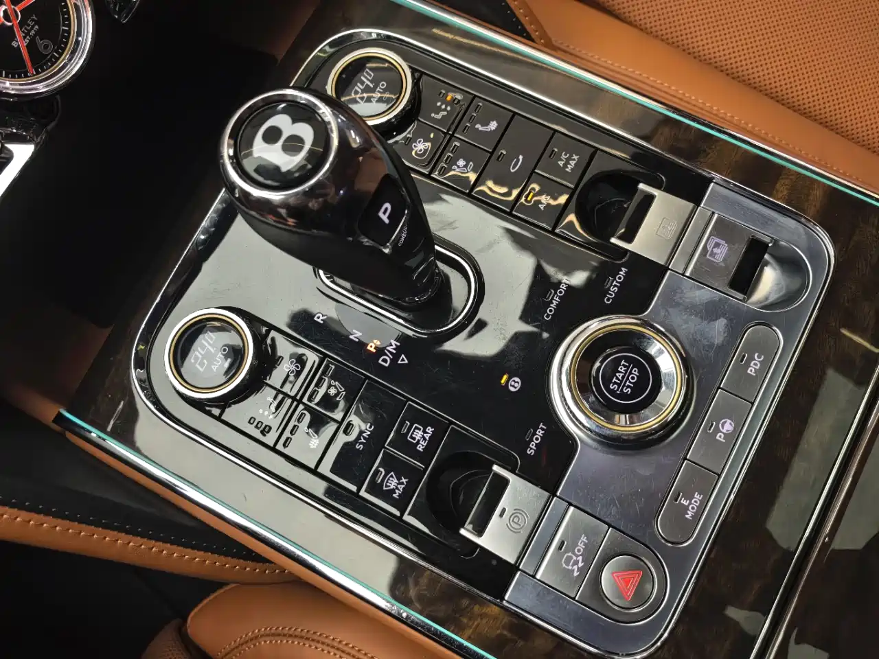 BENTLEY FLYING SPUR PLUG IN HYBRID