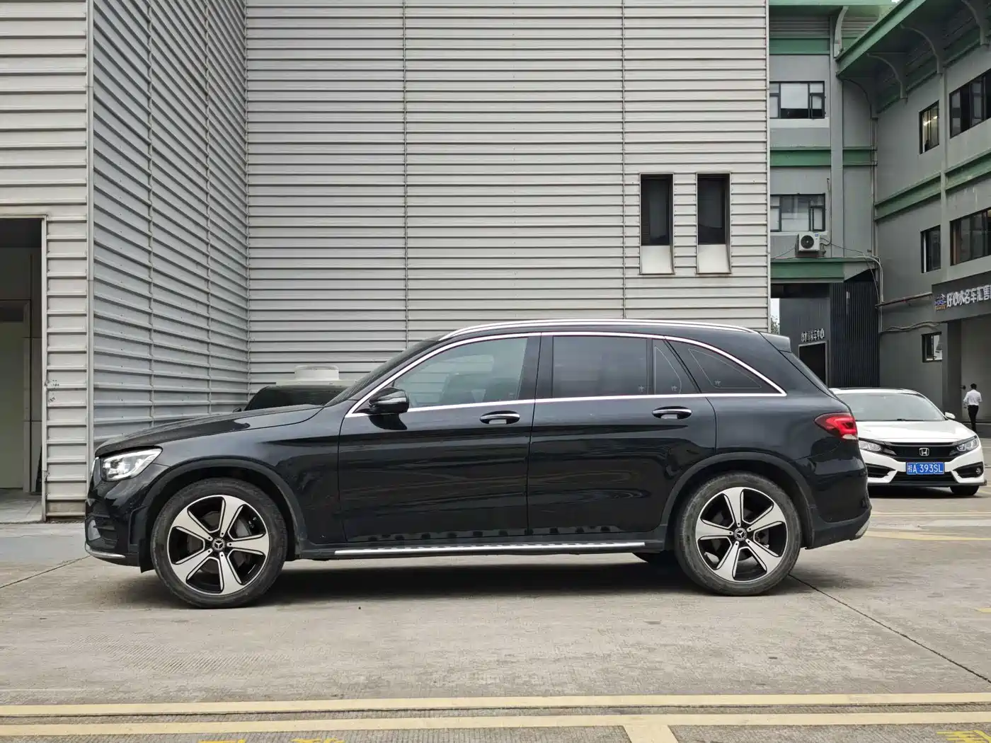 Mercedes-Benz GLC 2022 Facelift II GLC 300 L 4MATIC Luxury фото 6