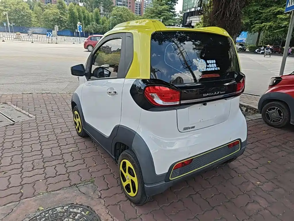 2021 Baojun E100