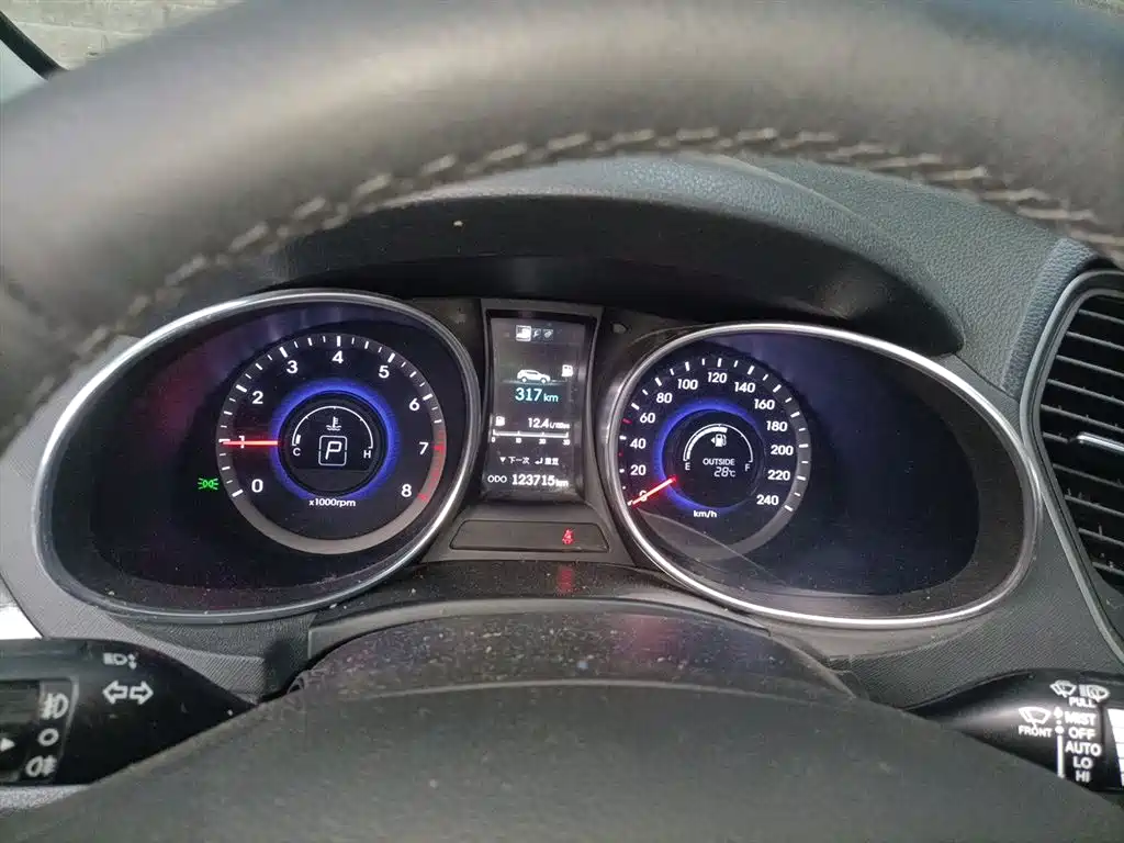 Hyundai Santa Fe 2013 Facelift 2.0T Automatic 4WD Premium фото 8