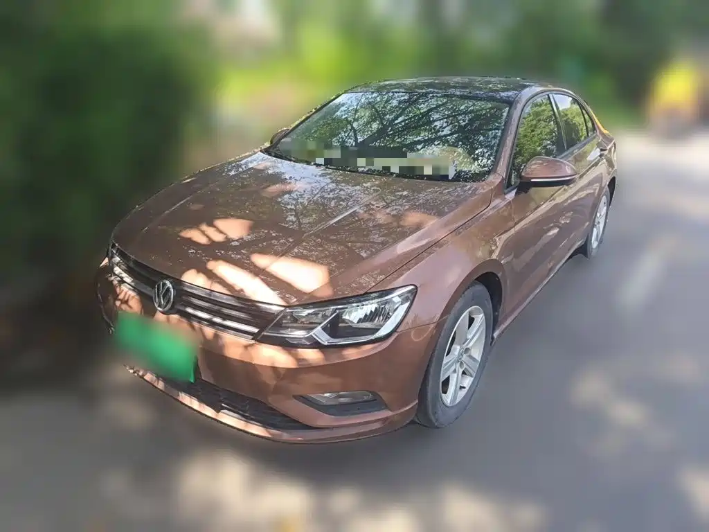 Фото 2 - Volkswagen Lamando