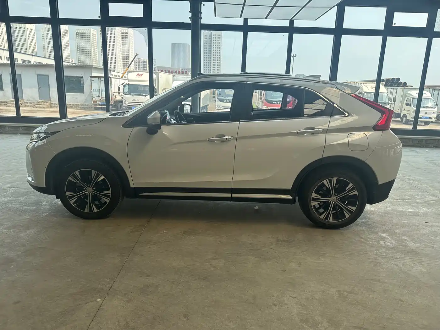 Mitsubishi Eclipse Cross 2019 1.5T CVT 2WD Dream Edition China VI фото 8