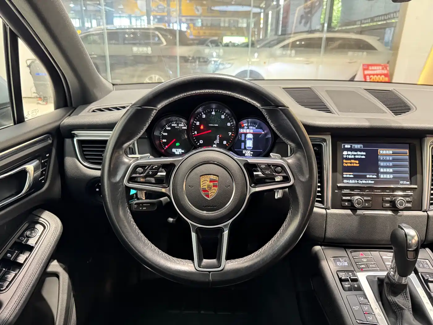 Porsche Macan 2014 Macan 2.0T фото 20