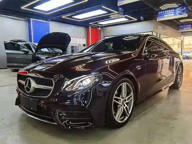 MERCEDES-BENZ E CLASS