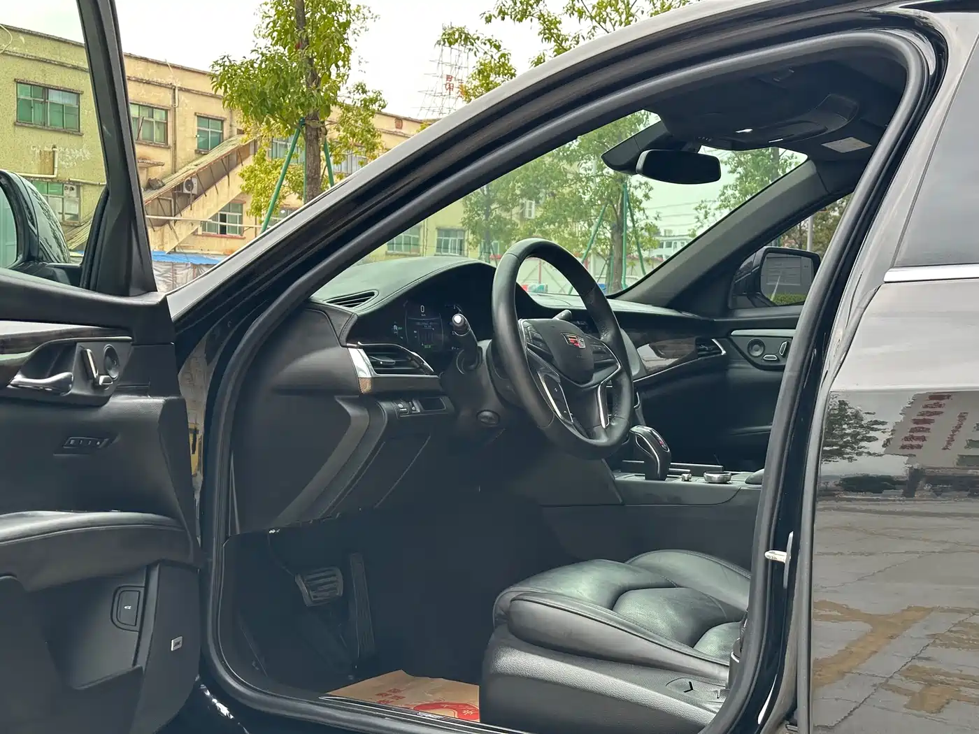 Cadillac CT6 2019 28T Luxury Model фото 12