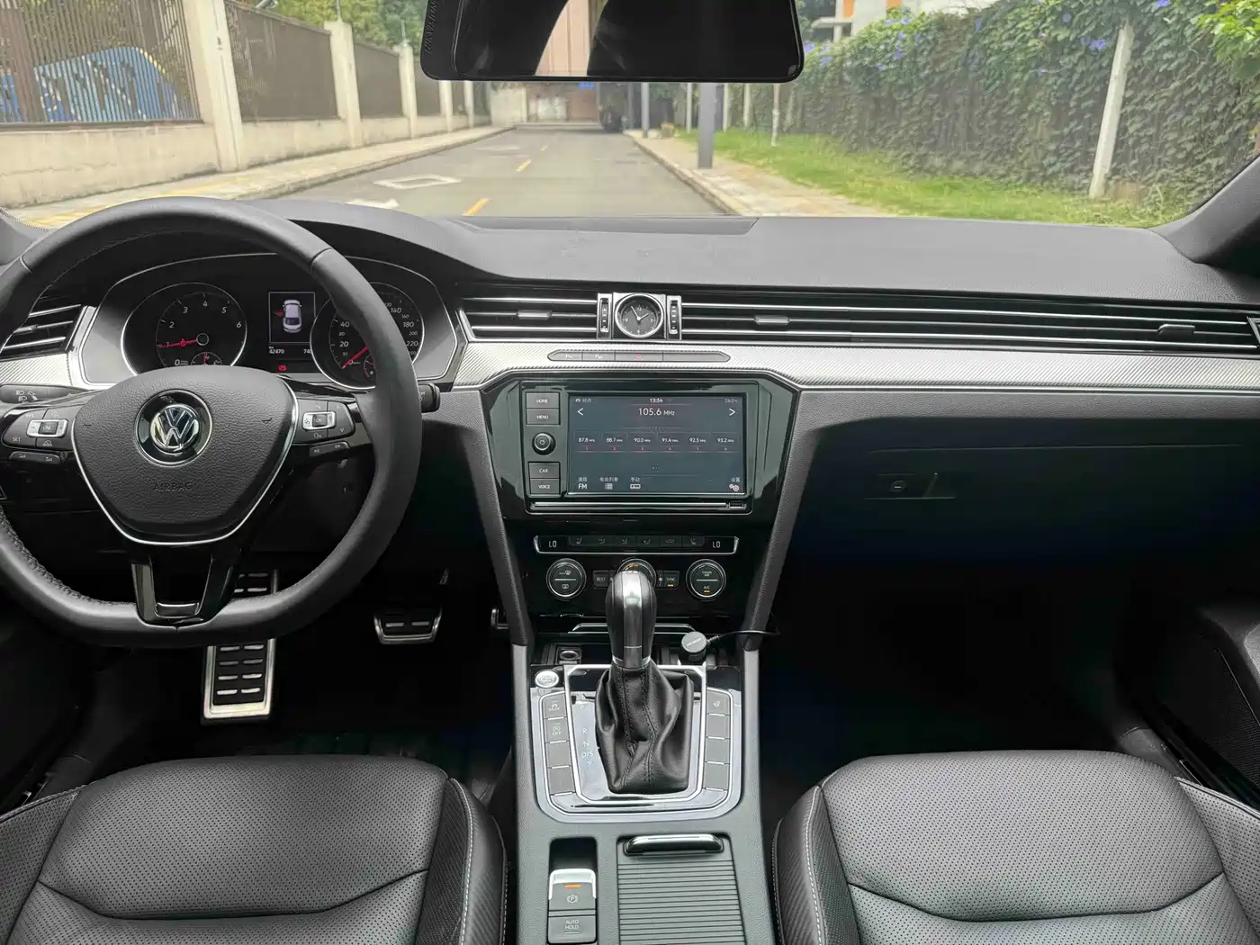 Volkswagen FAW-Volkswagen CC 2019 330TSI Charm Edition China VI фото 7