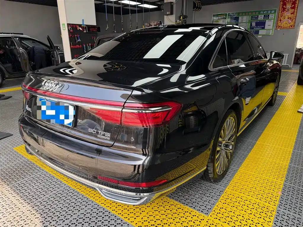 Audi A8 2019 Facelift Plus A8L 50 TFSI quattro Comfort фото 7