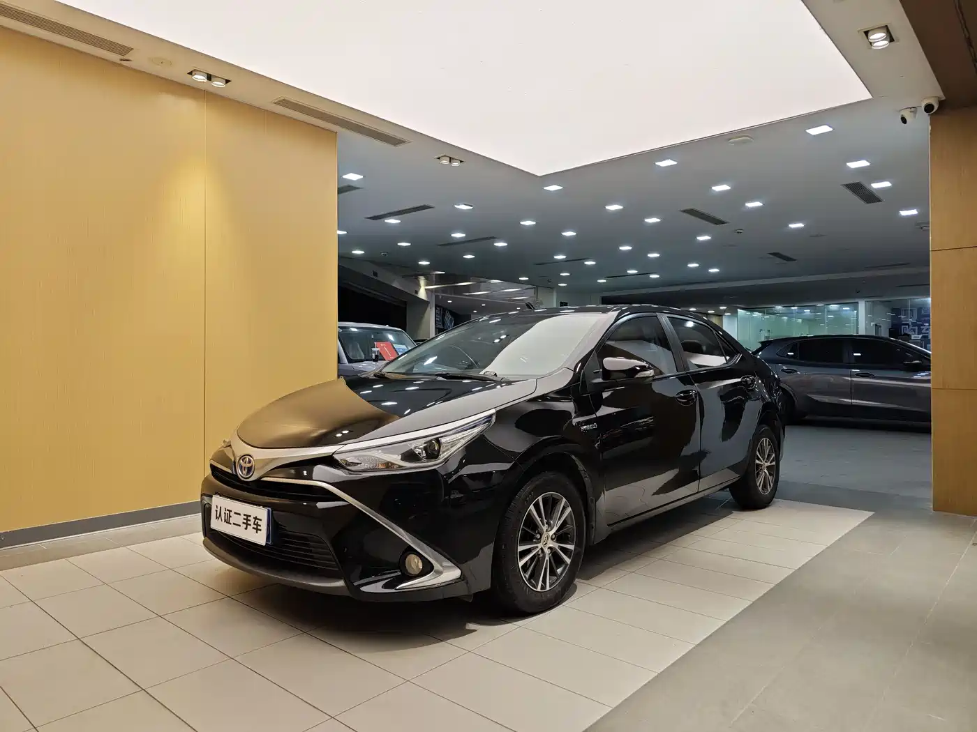 Toyota Levin 2016 Hybrid 1.8H GS E-CVT Elite Sunroof