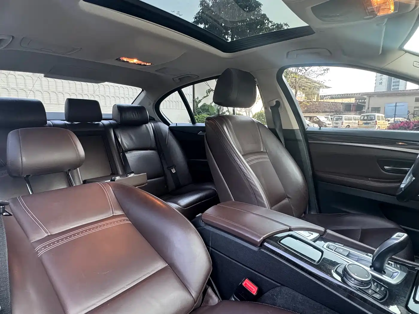 BMW 5 Series 2014 525Li Luxury Design Package фото 27