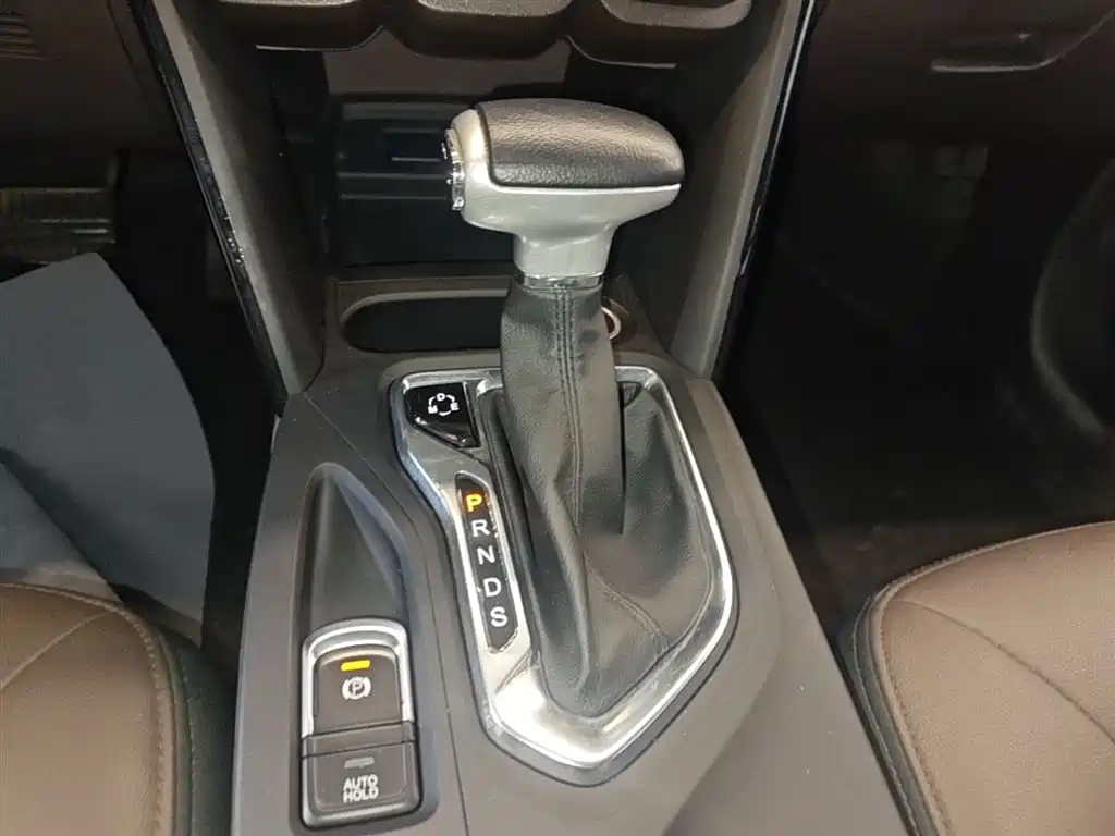 GAC Trumpchi Trumpchi GS4 2017 235T Automatic 2WD Luxury Smart Connected Edition фото 14