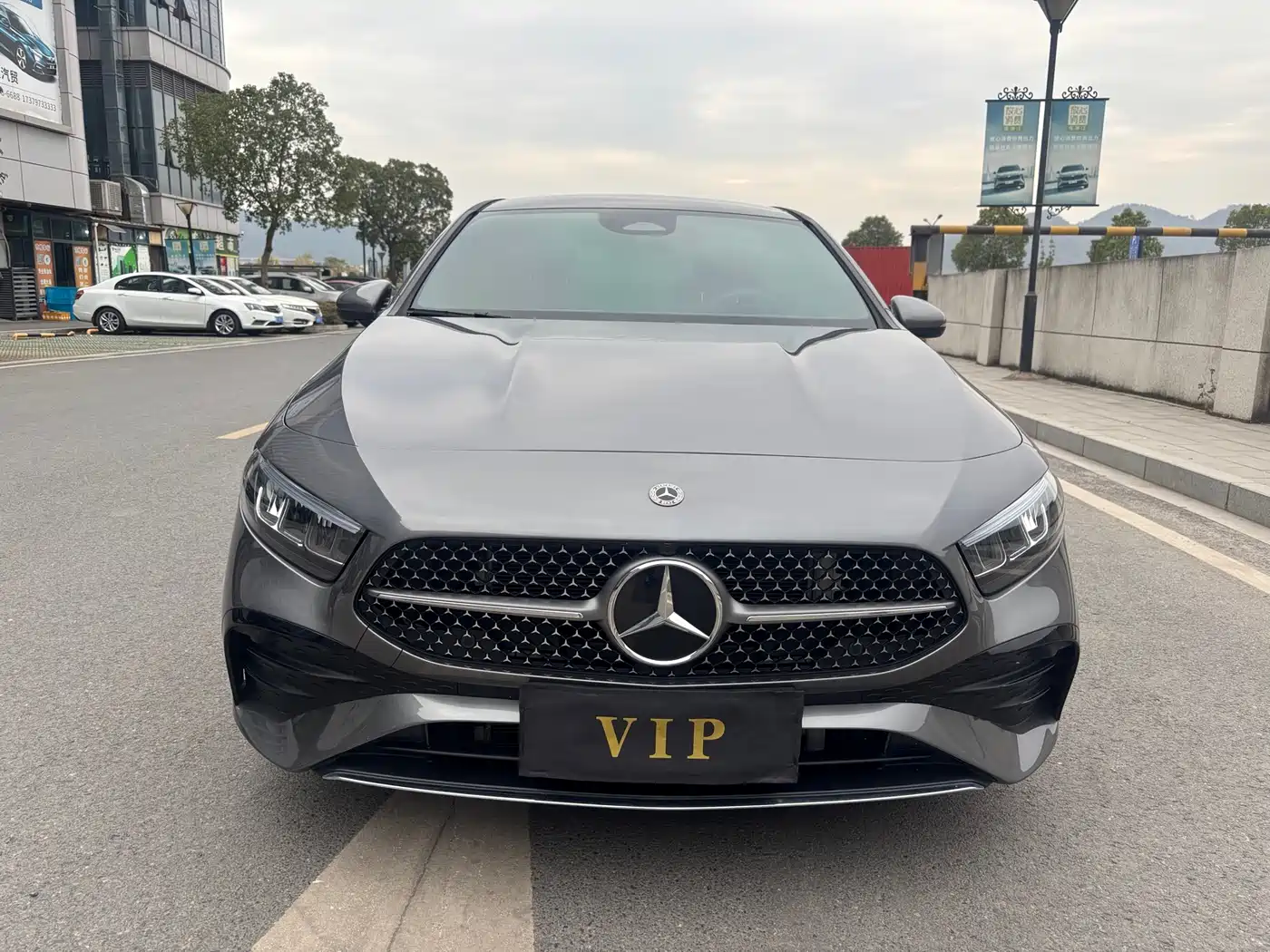 Mercedes-Benz A-Class 2025 Facelift A 200 L Fashion Edition фото 2