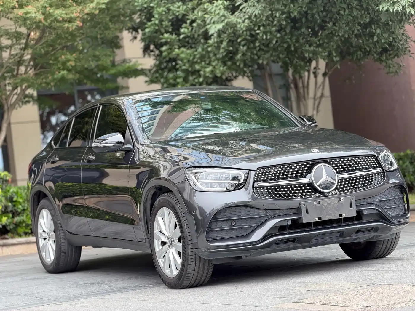 Mercedes-Benz GLC Coupe 2020 GLC 260 4MATIC Coupe SUV фото 2