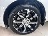 صورة 13 - Volvo XC60 Plug-in Hybrid