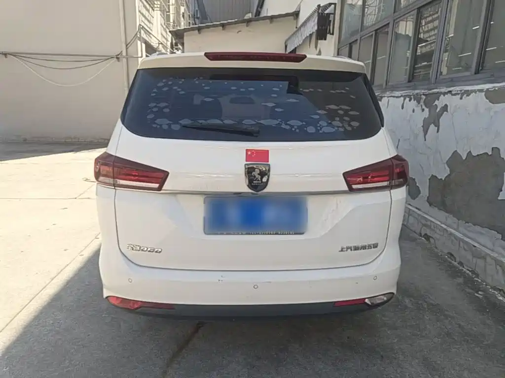 Фото 6 - Baojun 360
